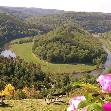 Gite De La Lavandiere A Ucimont Екстериор снимка